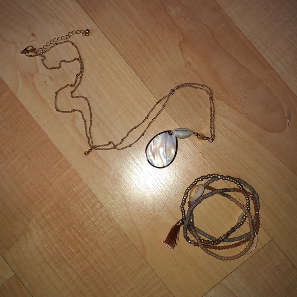 mahina Jewelry Shell Necklace And Bracelet Set Poshmark